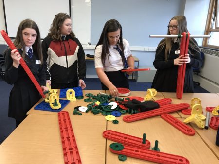 Commsworld, SmartSTEMs and Young Enterprise Scotland deliver STEM workshops,events and enterprise activities to North Lanarkshire schoolchildren